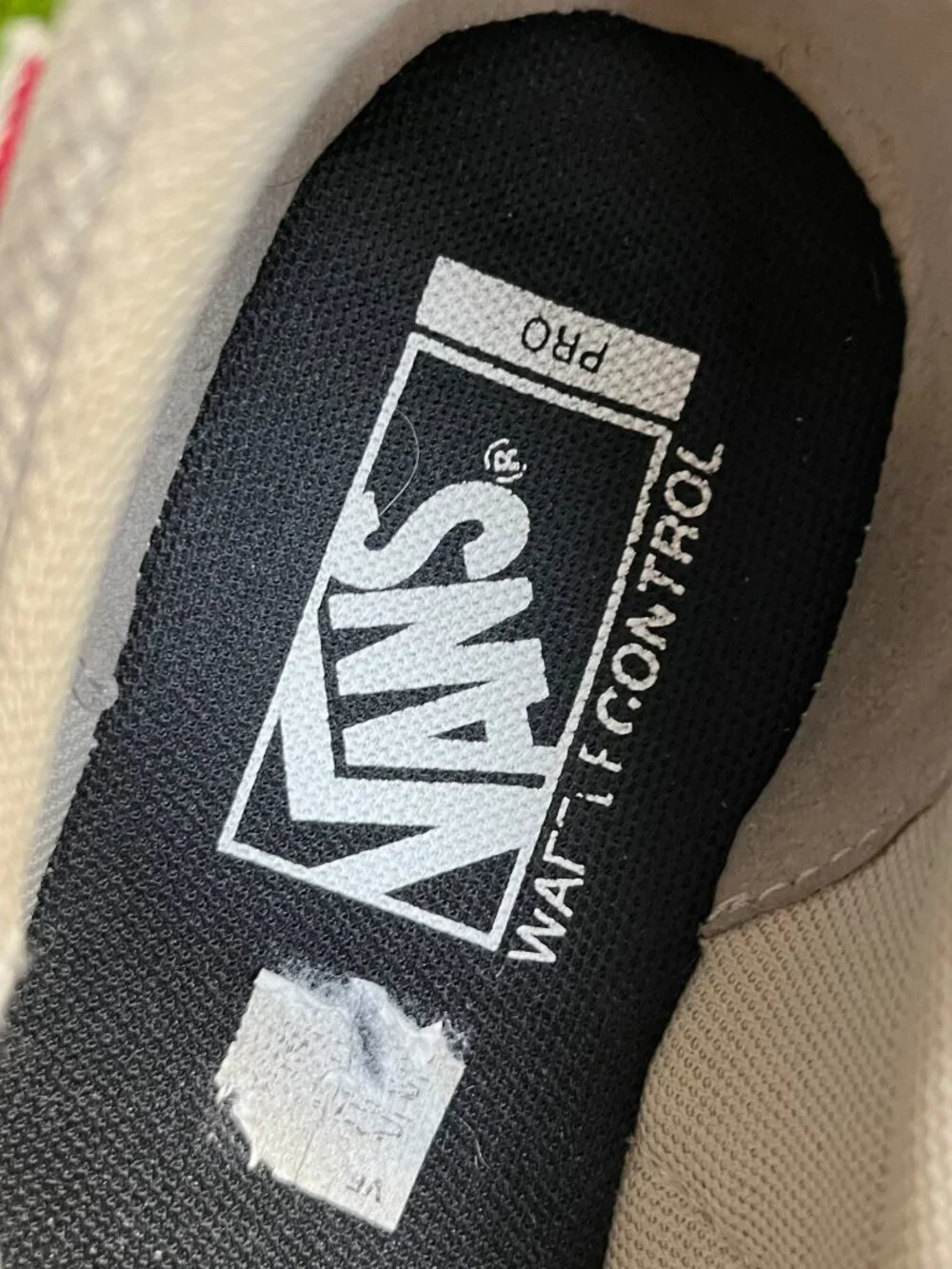 Vans Slip-On EXP Pro Mens Size 8 Beige White Athletic‎ Skateboard Shoes Sneakers